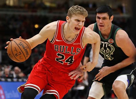 Chicago Bulls: Lauri Markkanen swims while team sinks