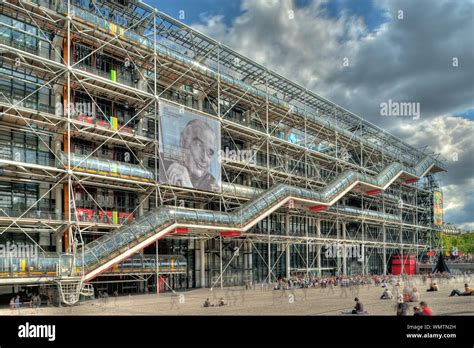 Paris, Centre national d'art et de culture Georges Pompidou, Renzo ...