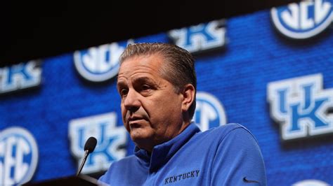 Kentucky basketball coach treats coal miner's family to tickets - ESPN