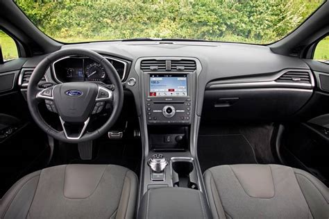 2018 Ford Fusion Interior Pictures