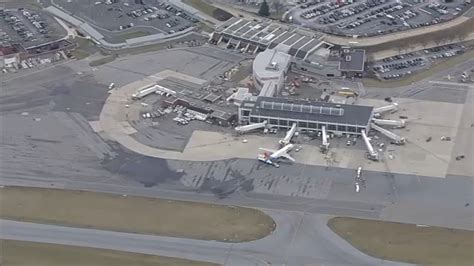 Explosive found in checked luggage at Pennsylvania's Lehigh Valley ...