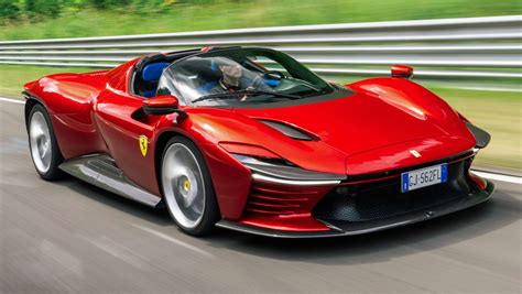 New Ferrari SP3 Daytona 2022 review - pictures | Auto Express