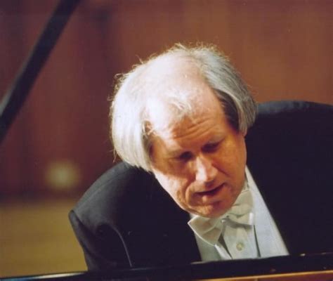 Grigory Sokolov (Russian Concert Pianist) ~ Wiki & Bio with Photos | Videos