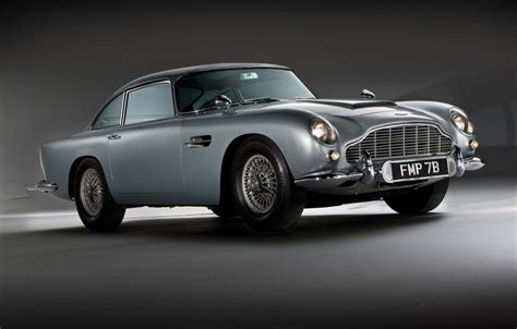 James Bond Aston Martin Wallpapers - Top Free James Bond Aston Martin ...