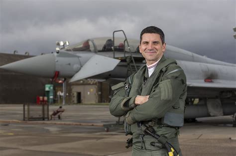 An audience with... the RAF Typhoon Display team - Lincolnshire Jon ...