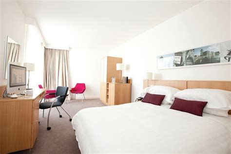 DoubleTree by Hilton Hotel Leeds City Centre in Leeds, West Yorkshire, United Kingdom | Hotel ...