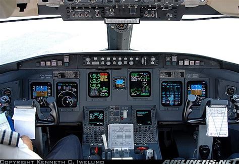 CRJ-900 Cockpit My office! | Cockpit, Cargo aircraft, Flight deck