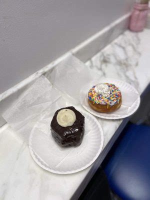 THE DONUT PUB - 433 Photos & 229 Reviews - 740 Broadway, New York, New York - Donuts ...