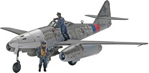 Revell Messerschmitt Me 262 A-1a Plastic Model Kit: Amazon.ca: Toys & Games