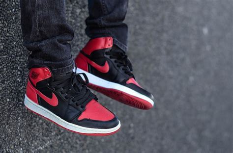 9 Nike Air Jordan 1 "On Feet" Pics You Can't Miss | Sneakers nike, Nike shoes outlet, Air jordans