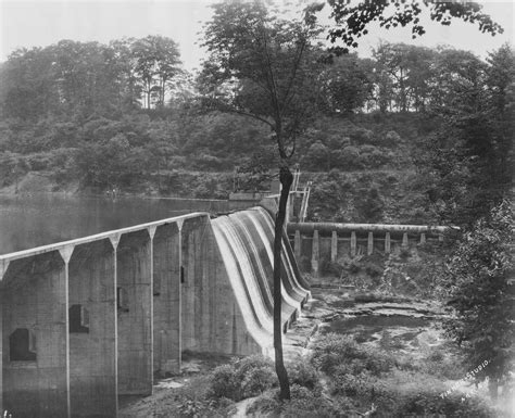 Ohio Edison (Gorge) Plant pre 1945 (or so the photos say) – Cuyahoga Falls History