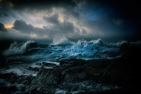 Ocean Waves at Night Wallpapers - Top Free Ocean Waves at Night Backgrounds - WallpaperAccess