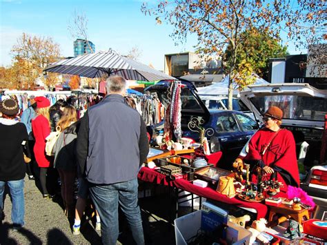 Mr & Ms: Camberwell Sunday Market