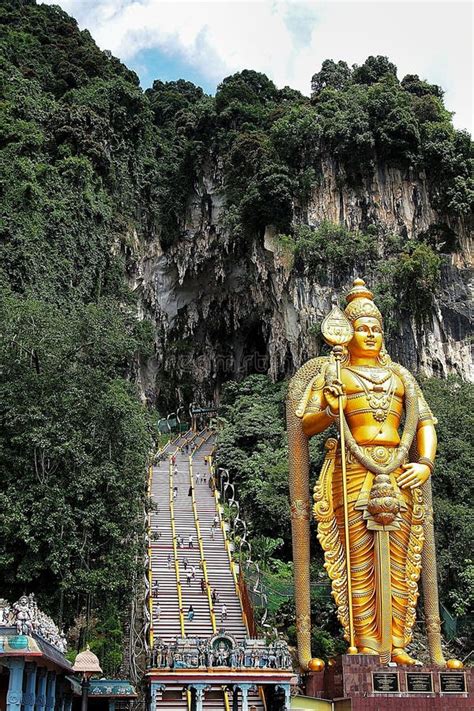 Lord Murugan Statue at Batu Caves, Malaysia, January 2013 Editorial ...