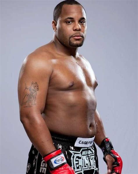 Daniel Cormier - Bio, Net Worth, Cormier, MMA Fighter, UFC, Fight, Cormier vs Miocic, Record ...