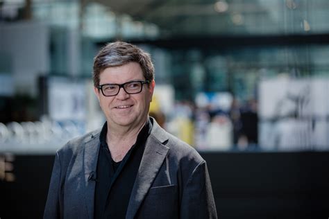 Neural-Network Pioneer Yann LeCun on AI and Physics | Harvard Magazine