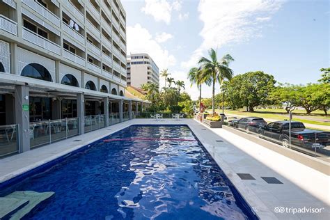 HOLIDAY INN CAIRNS HARBOURSIDE (AU$94): 2021 Prices & Reviews - Photos of Hotel - Tripadvisor