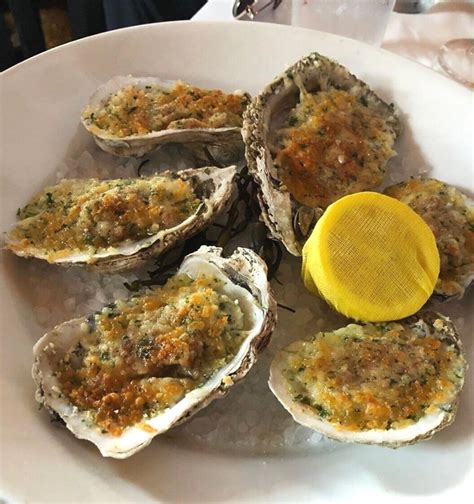 Best Charleston Restaurants: The Ultimate Oyster Lover’s Guide — Grit and Grace Studio Best ...