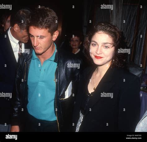 Which stars madonna and sean penn hi-res stock photography and images - Alamy