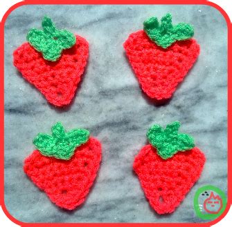 nkitkat: Strawberry crochet applique