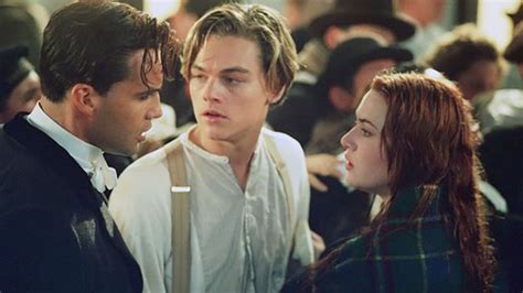 'Titanic' cast reunite 20 years later, everyone makes the same joke ...