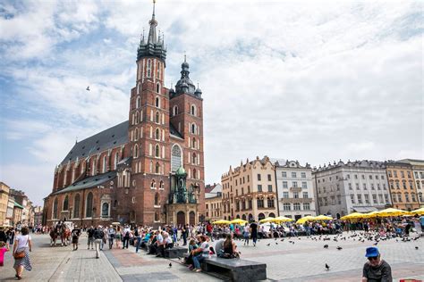 25 Great Things to do in Krakow, Poland - Earth Trekkers