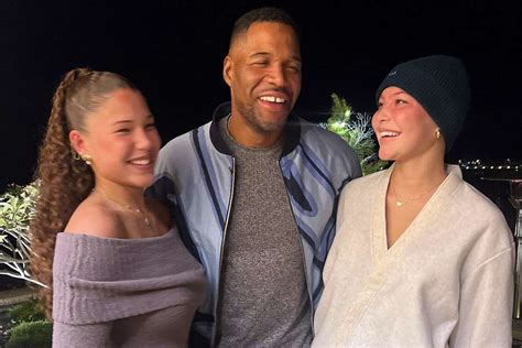 Michael Strahan's Daughter Sophia Praises Twin Isabella