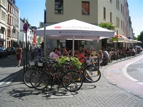 Cologne cafe tables on diverter | Greg Raisman | Flickr