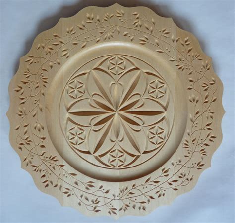 Scalloped Rim Plate - My Chip Carving