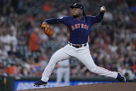 Astros' Framber Valdez pitching no-hitter through 8 innings against ...