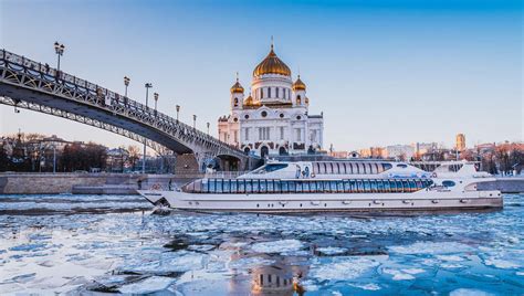 Moscow Boat Cruise Tour | Walks With Folks