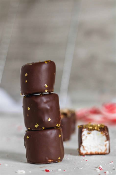 The easiest Chocolate Covered Marshmallows - Lifestyle of a Foodie