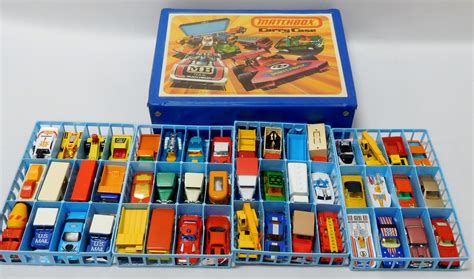 Lot - Vintage 1976 Lesney Matchbox Carry Case w/ 48 Misc. 1970's ...