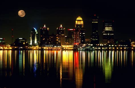 Louisville KY Night Skyline. Stock Photo - Image of louisville, moon ...