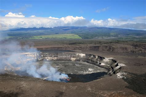 Kilauea Volcano Lava Lake Rises High