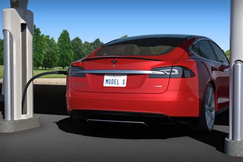 Tesla's Innovative Car Charger Prototype Is Like A Metal Snake On The Prowl | REALITYPOD