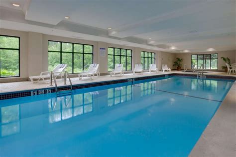 Hampton Inn Auburn in Auburn (MA) - Room Deals, Photos & Reviews