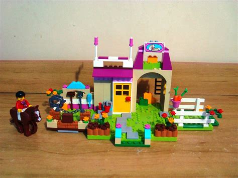 Lego Juniors Pony Farm set 10674