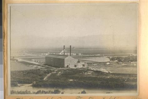 The Spreckels Sugar Factory at Salinas, 1900.