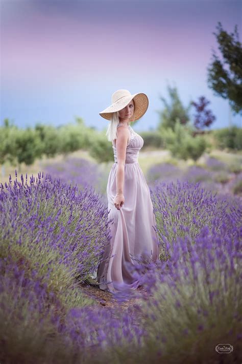 Pin on Lavender fields photo shoot