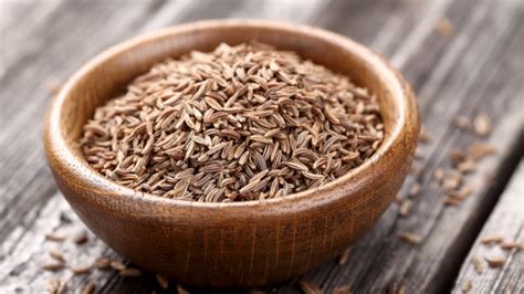 What Is Caraway and How Do I Use It?