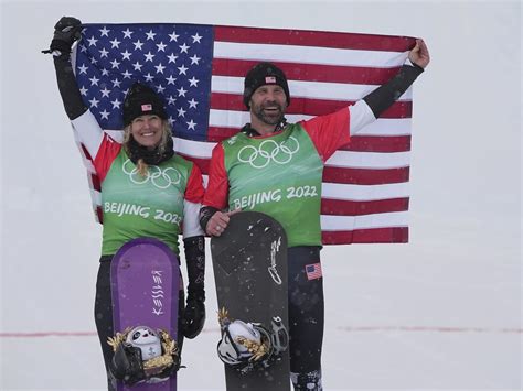 Lindsey Jacobellis Wins Gold in Mixed Team Snowboardcross