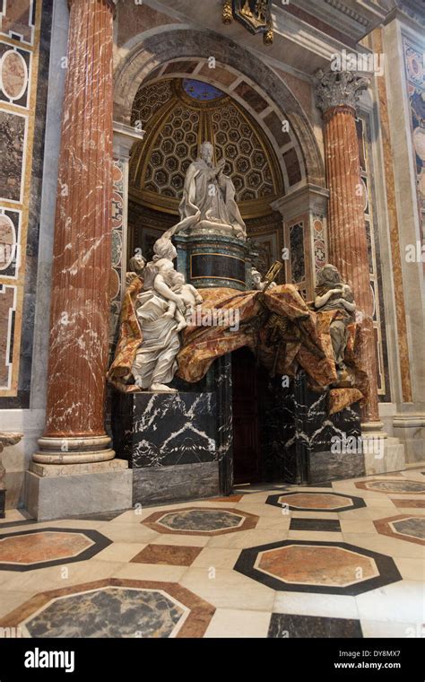 Marble design floor and statues in St. Peter's Basilica, the Vatican ...