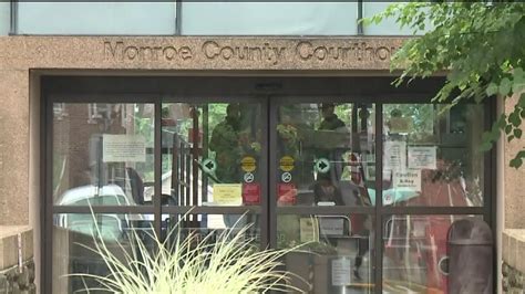 Monroe County Courthouse Reopened After Bomb Threat | wnep.com