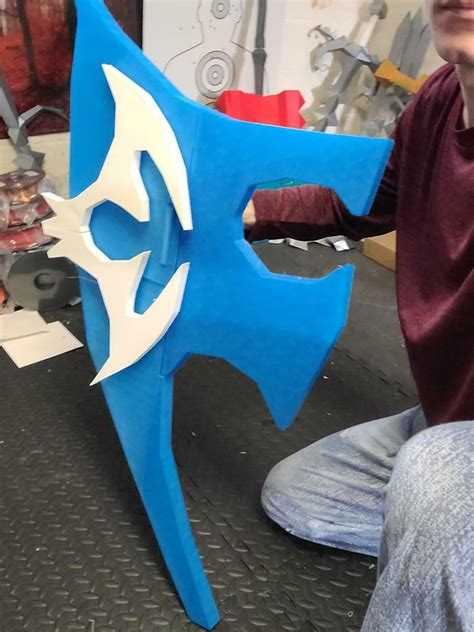 OBJ file OSRS Old School Runescape Elysian Spirit Shield Life Sized・3D print design to download ...