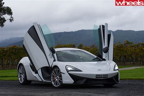 2016 McLaren 540C review