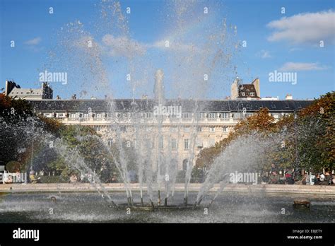 Paris. Palais-Royal Gardens Stock Photo - Alamy