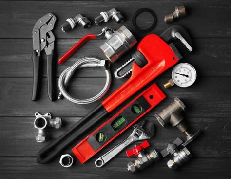 Basic Tools Every True Plumber Needs in His Set