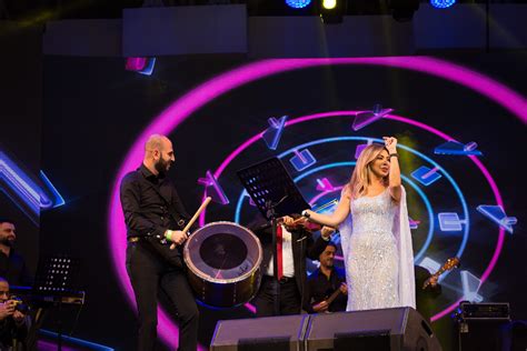 Lebanese Pop Icon Nawal Al Zoghbi Wows Fans With Live Performance At ...