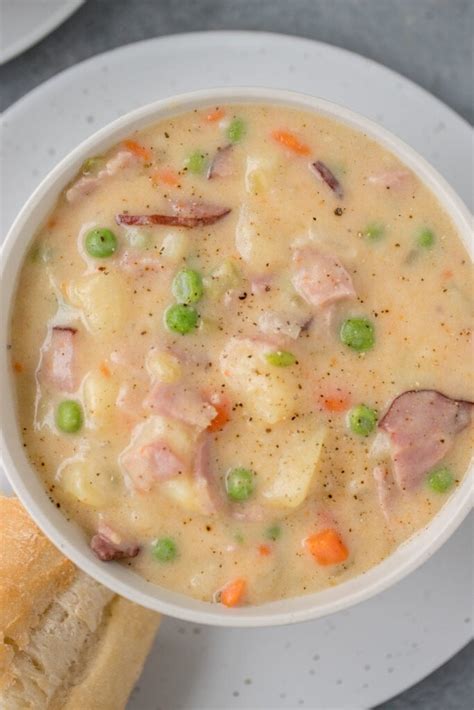 Easy Ham and Potato Soup - The Clean Eating Couple